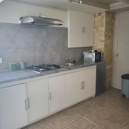 Romantique De Type Charentais Holiday home Le Thou